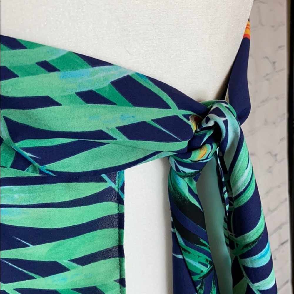 Express Tropical Palm Print Tank Top - Picture 5 of 8